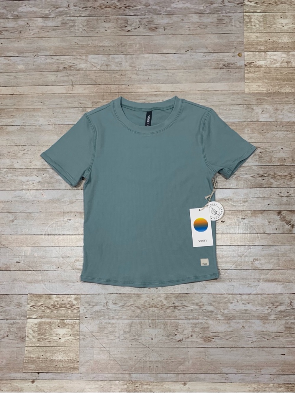 Vuori Pose Fitted Tee Short Sleeve Stretch Ribbed Knit Sea Spray Size S NWT
